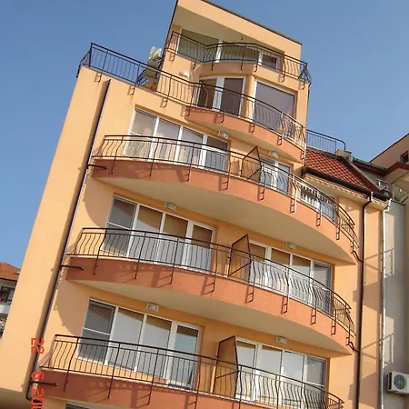 Panoramic Penthouse アパート *