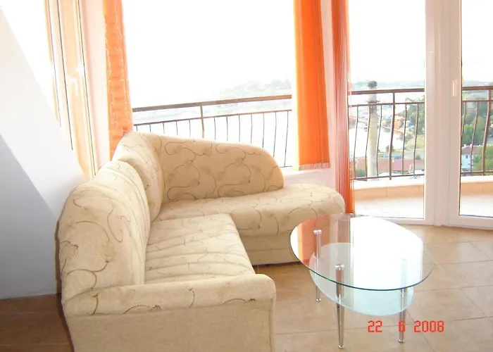 Panoramic Penthouse 公寓